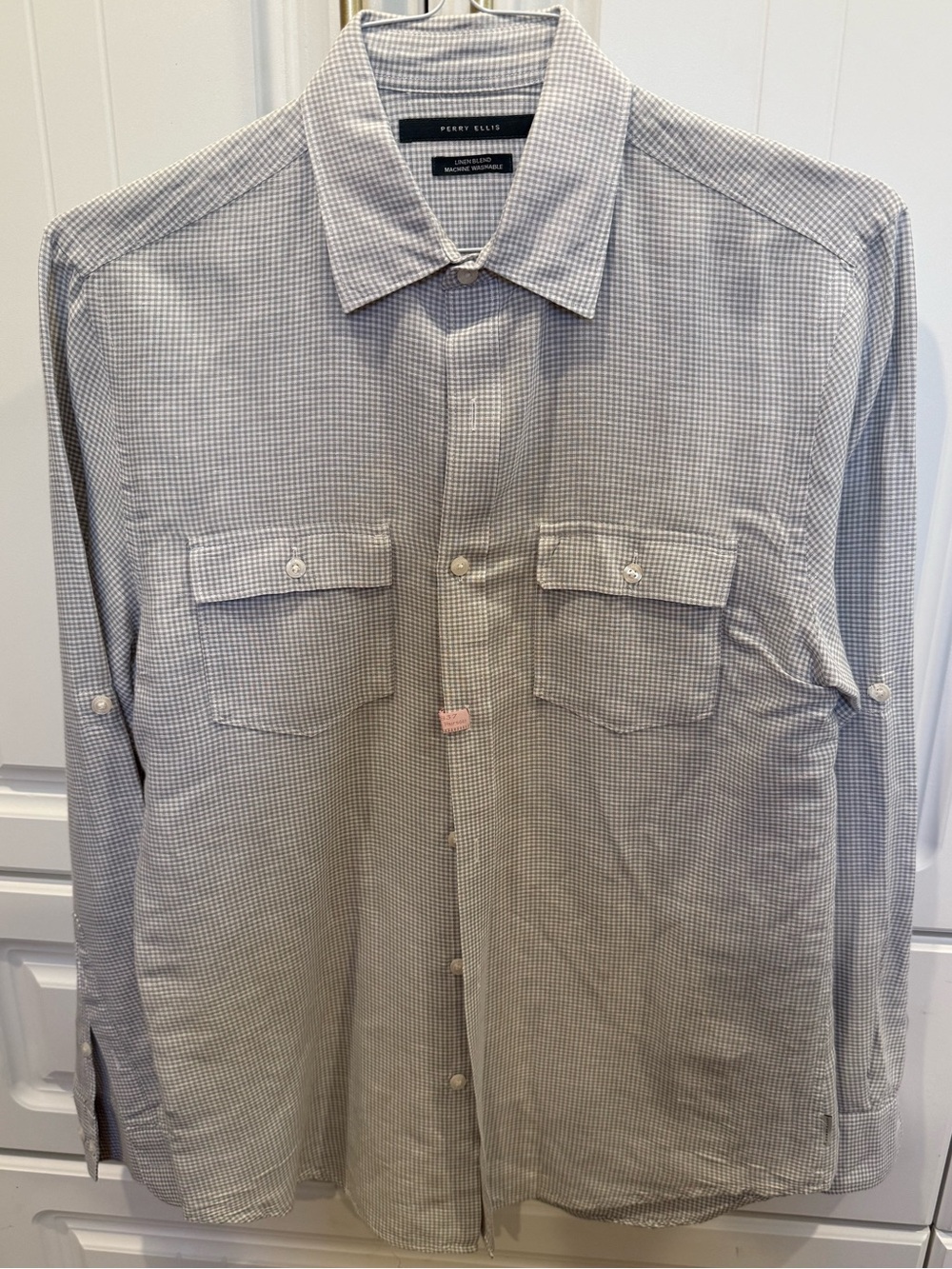 Perry Ellis Long-Sleeve Gray Check Button-Down Shirt